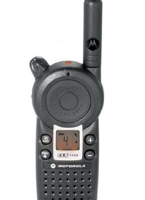 Motorola Professional CLS1410 5-Mile 4-Channel UHF Two-Way Radio Review