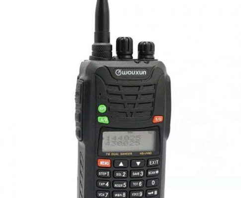 Wouxun KG-UV6D VHF/UHF 136-174/420-520 MHz Two Way Radio (Black) Review