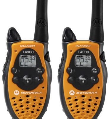 Motorola TalkAbout T4900AA 3-Mile 22-Channel FRS/GMRS Two-Way Radio (Pair) (Orange) Review