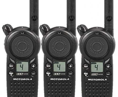 3 Pack of Motorola CLS1410 Two way Radio Walkie Talkies (UHF) Review